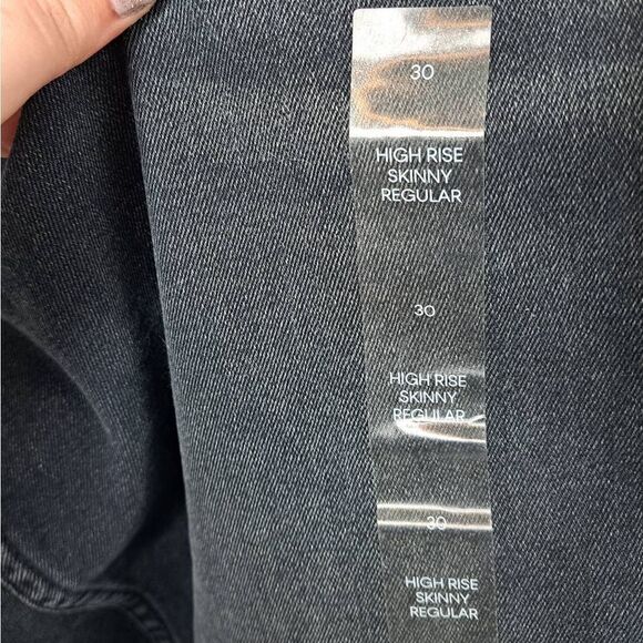 Calvin Klein High Rise Skinny Jeans size 30 - Picture 4 of 8